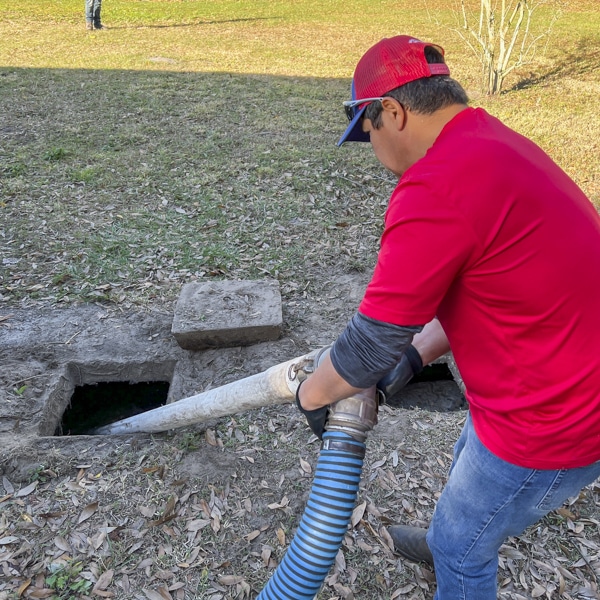 professional septic tank pumping, tampa fl